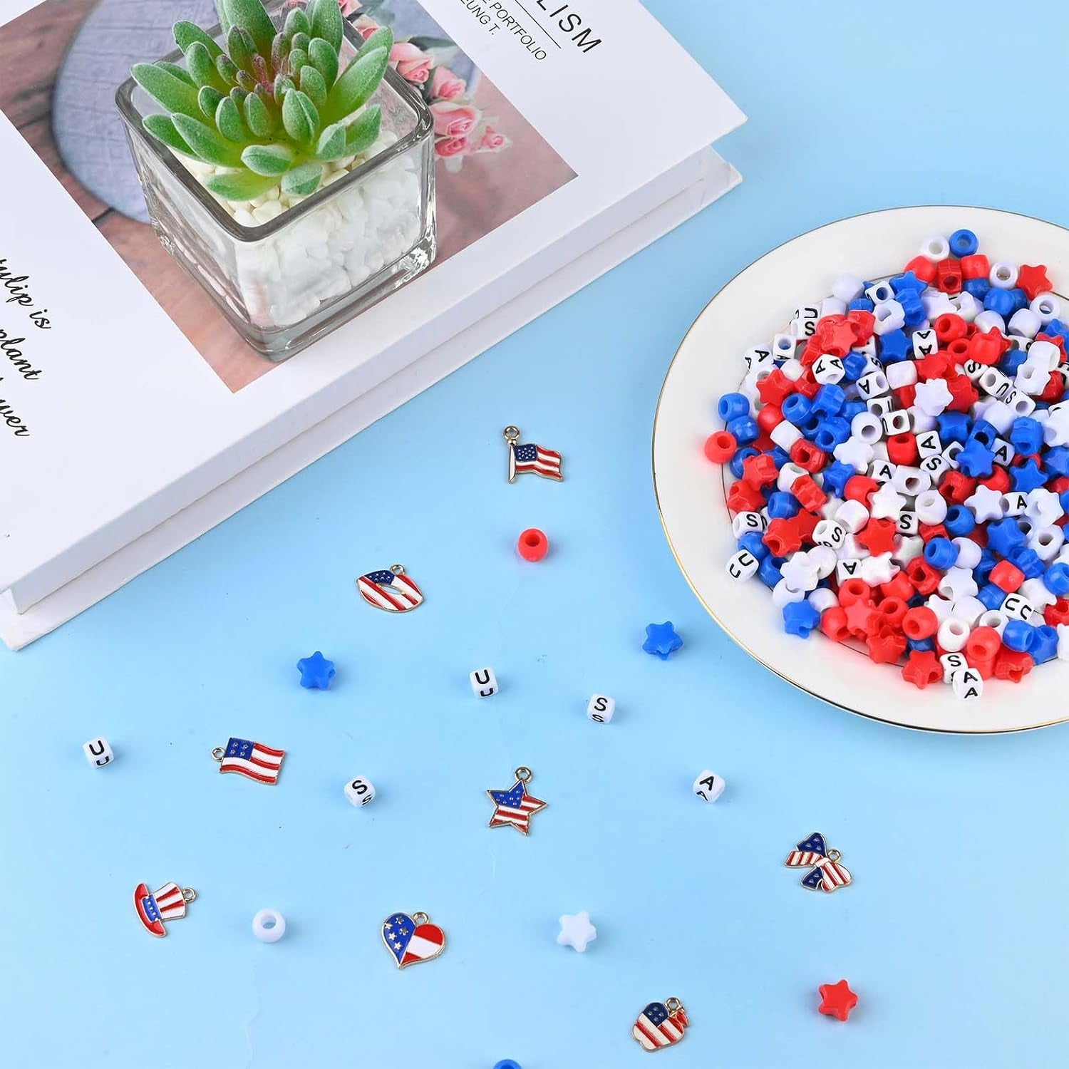 4Th of July Jewelry Craft Kits DIY Bead Necklace Crafts USA Letter Beads Red White Blue Beads for Patriotic Day Jewelry Making Kits Independence Day Decorations