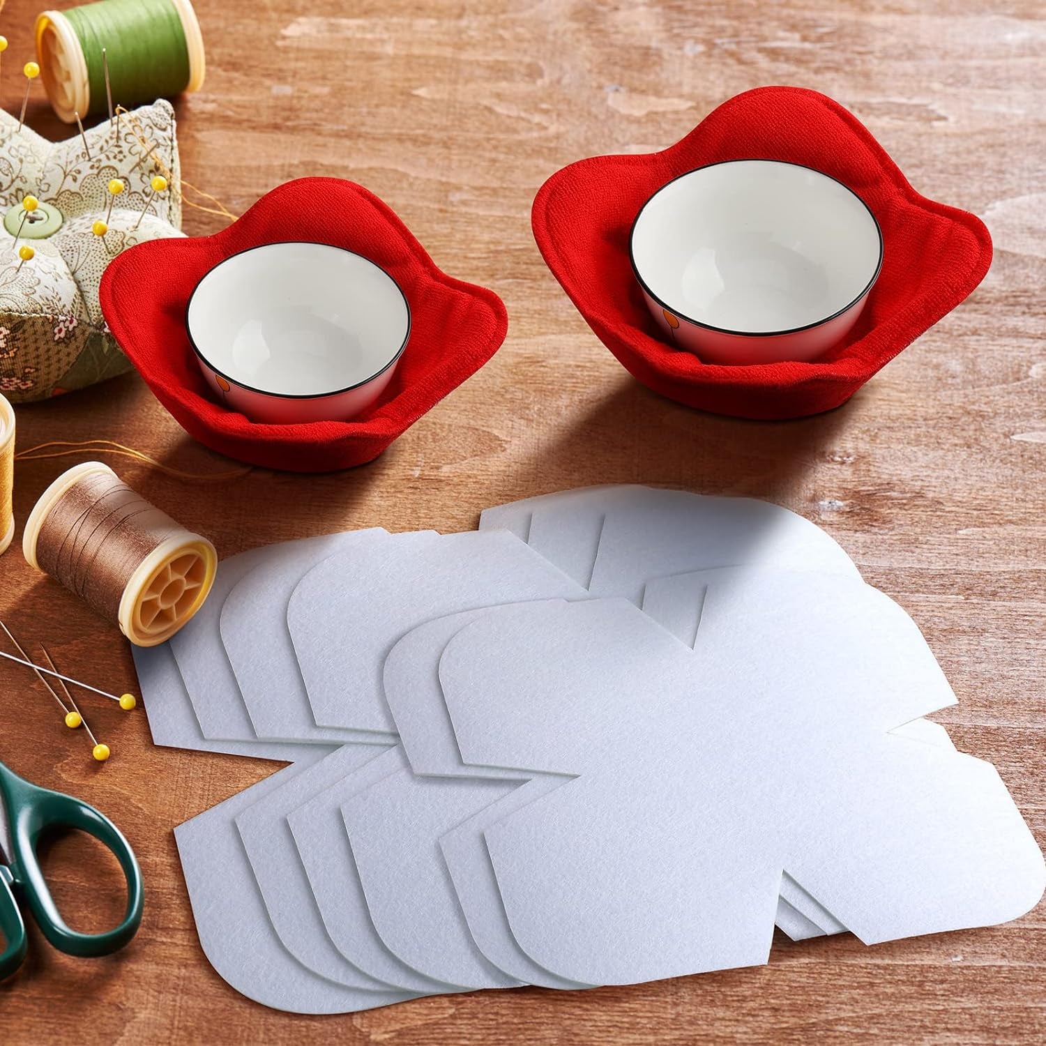 24 Pcs Cozy Pre Cut Batting Microwave Quilt Batting Fabric Batting for Quilting Bowl Cozy Pattern Template Bowl Wrap Cut on Fold Template for Sewing DIY,9.84 X 9.84 Inch, 7.8 X 7.8 Inch