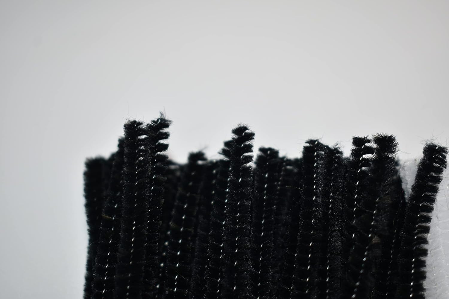 Black Pipe Cleaners 200 Pieces Chenille Stems for DIY Art Decorations Creative Craft (6 Mm X 12 Inch)