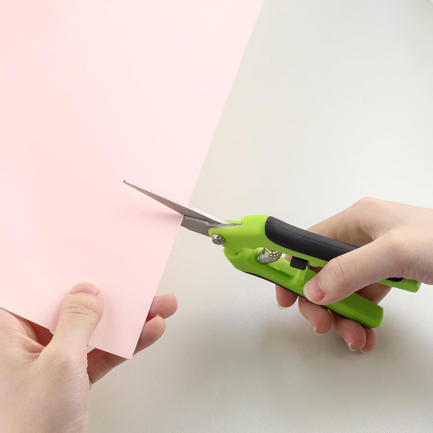 2 Ergonomic Spring-Action Scissors,Spring-Loaded Craft Shears with Stainless Steel Blades,For Cutting Intricate Details and Tight Patterns for People with Arthritis or Limited Hand Strength