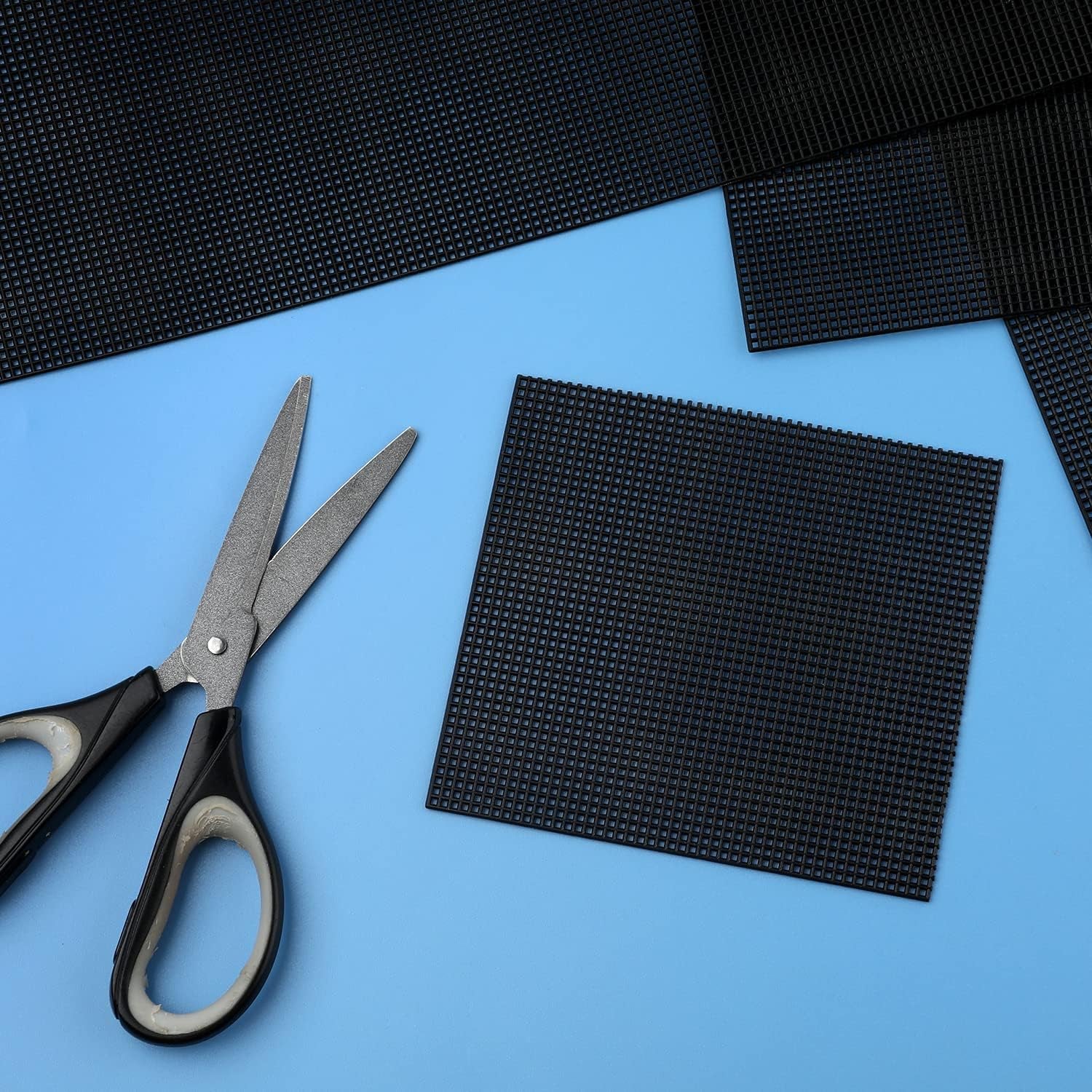 6Pcs Plastic Mesh Canvas Sheets, 10 CT Plastic Mesh Canvas Sheets for Embroidery Making, Cross Stitch Plastic Aida Mesh Screen for Crafts DIY Crochet Projects (13X10Inch, Black)