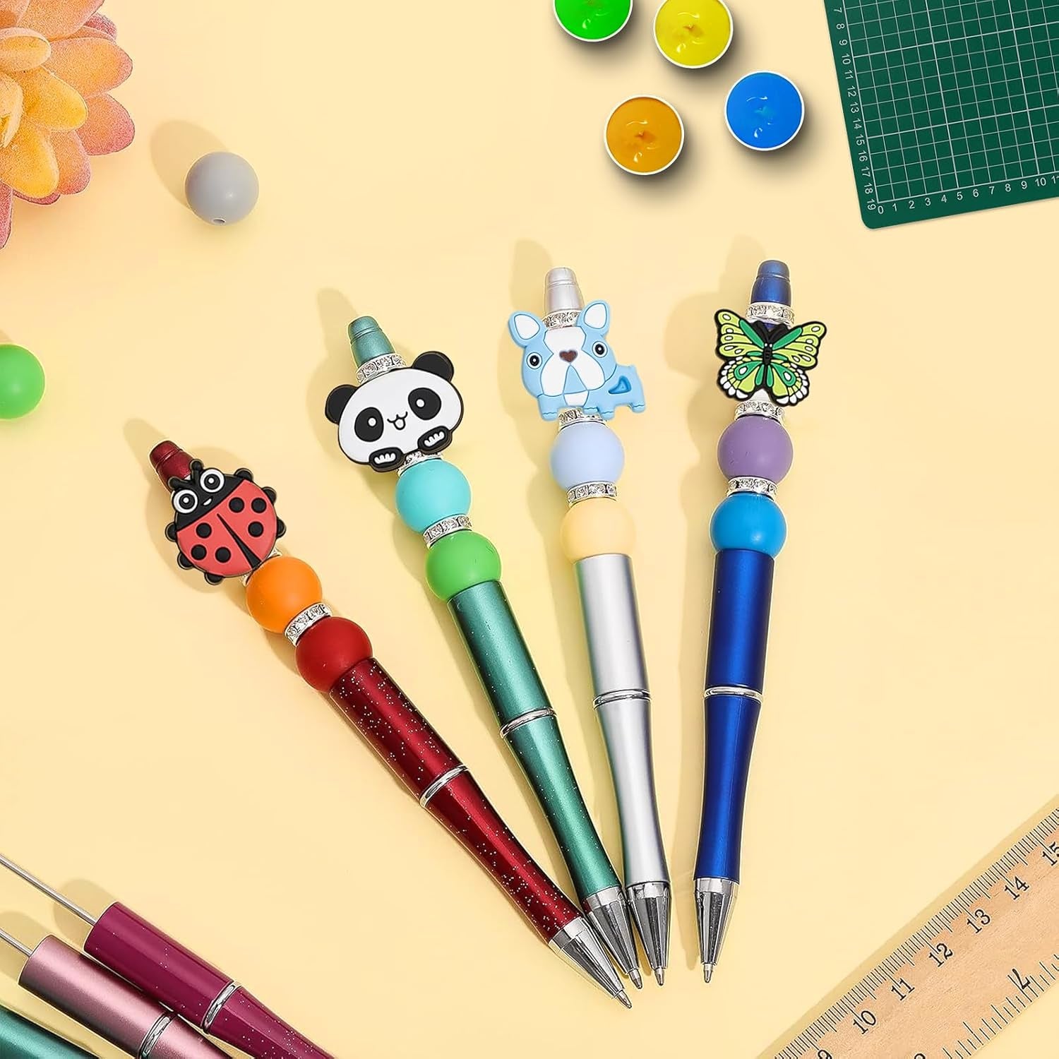 Silicone Focal Beads for Pens Characters Silicone Accessory Kit 18 Pcs Colorful round Silicone Beads for Keychain Making Bracelet Necklace Handmade Crafts (Animal)