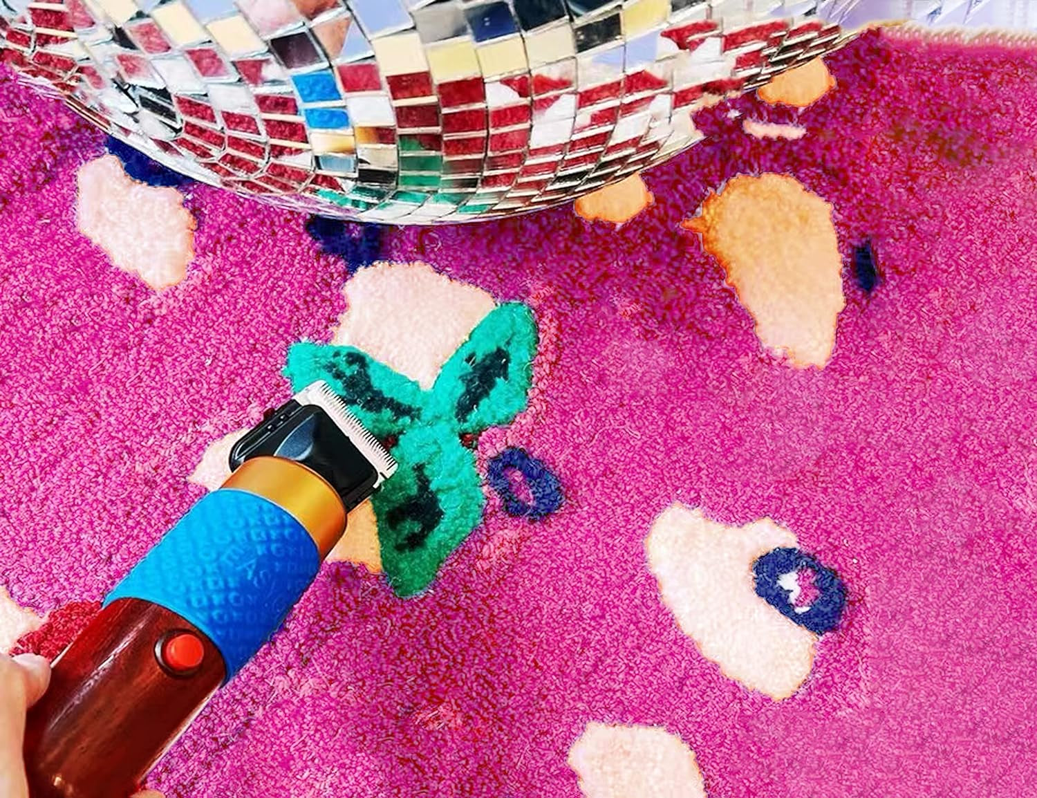 Carpet Trimmer with Shearing Guide, Electric Speed Adjustable Rug Tufting Carver Clippers, Electric Rug Shears Carpet Carving Tool for Handmade Rug Clean and Tufted Rug(With Stand Base and 2 Blades)