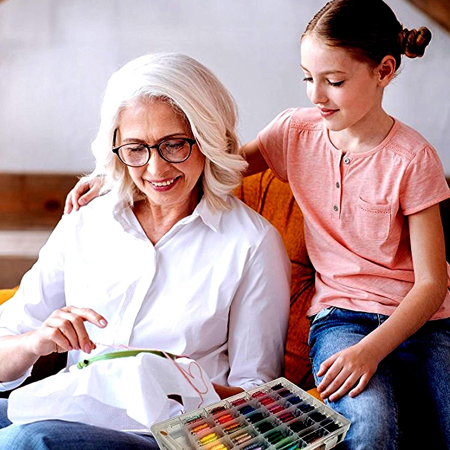 200Pcs+ Embroidery Floss Kit, Friendship Bracelet String Kit with Organizer Box-Included 100Pcs Friendship Bracelet Floss Thread,Cross Stitch Kits Gifts