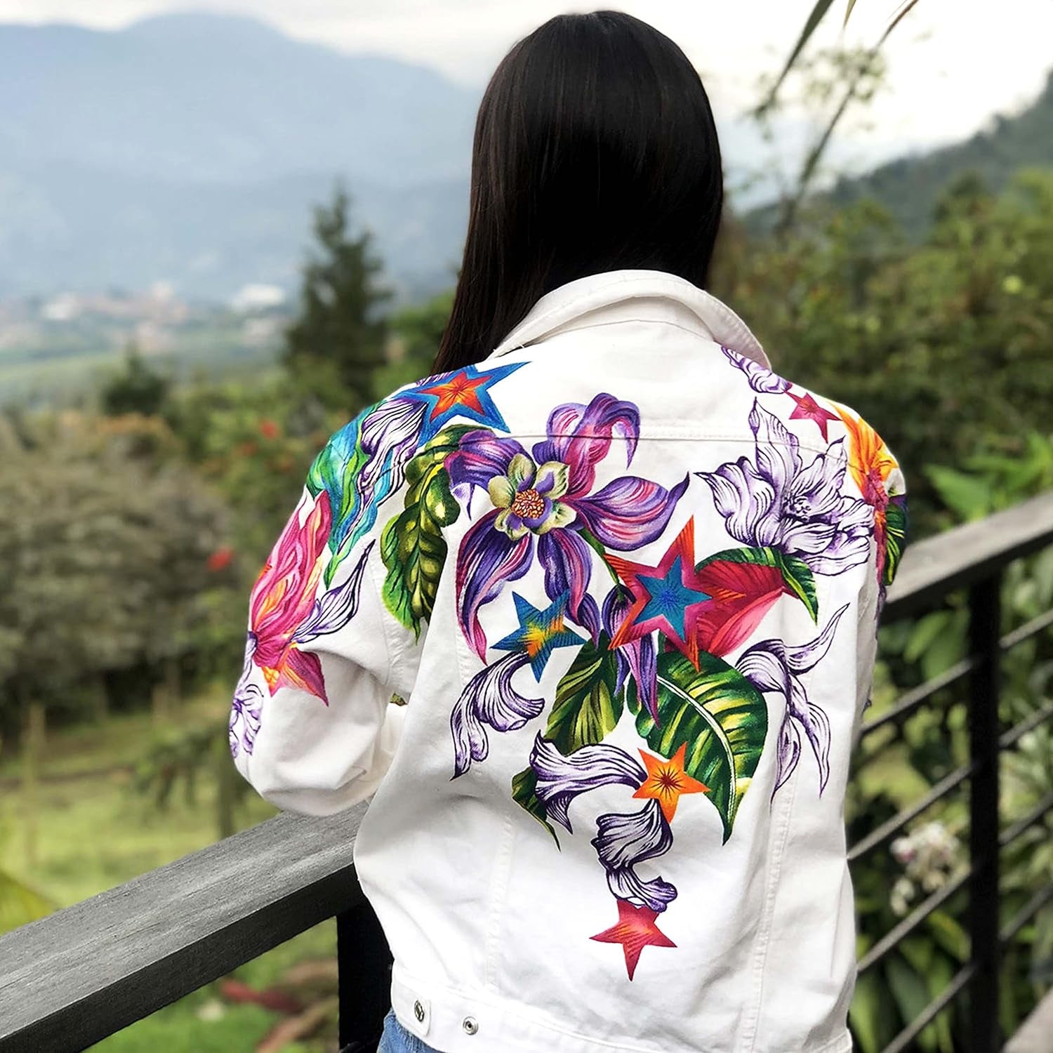 Jacquard Products White Textile Color Fabric Paint 8-Ounces - Bundled Brush Set