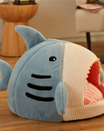 Enclosed Warm Shark Cat Bed